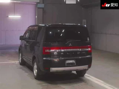 Mitsubishi DELICA D5  с аукциона в Японии