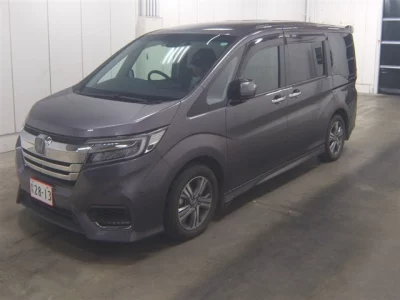 Honda STEP WAGON  с аукциона в Японии