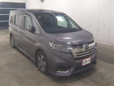 Honda STEP WAGON  с аукциона в Японии
