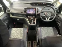 Nissan SERENA лот № 3062 оценка 3.5  с аукциона в Японии 2
