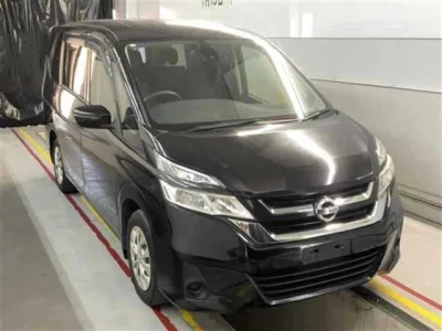 Nissan SERENA  с аукциона в Японии