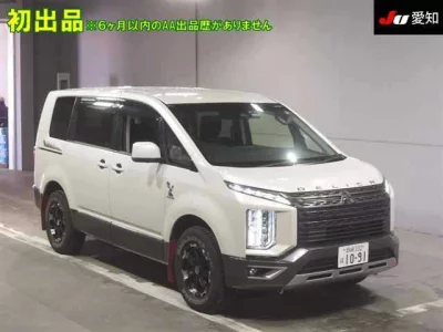 Mitsubishi DELICA D5