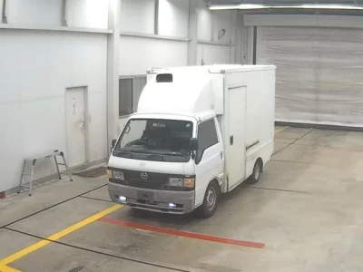 Mazda BONGO BRAWNY TRUCK