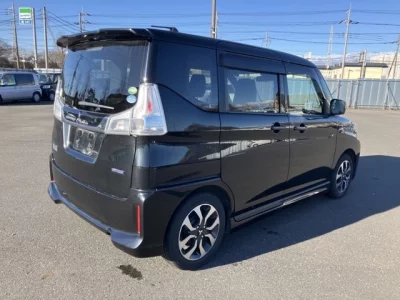 Mitsubishi DELICA D2