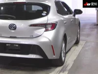 Toyota COROLLA SPORT лот № 30141 оценка 3.5  с аукциона в Японии 7