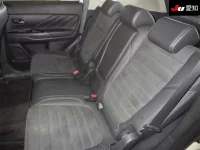 Mitsubishi OUTLANDER PHEV лот № 4022 оценка 4.5  с аукциона в Японии 3