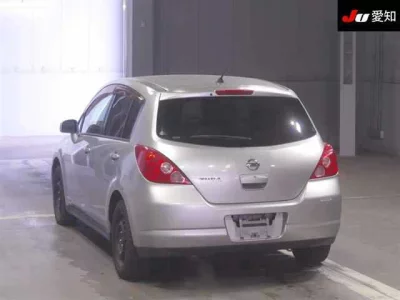 Nissan TIIDA  с аукциона в Японии