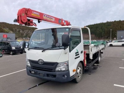 Toyota DYNA  с аукциона в Японии