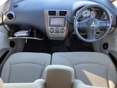 Mitsubishi COLT PLUS