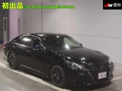Toyota CROWN  с аукциона в Японии