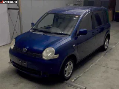 Toyota SIENTA  с аукциона в Японии