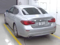 Nissan FUGA лот № 2013 оценка 4.5  с аукциона в Японии 1