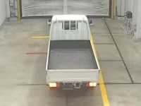 Isuzu ELF лот № 3001 оценка 3.5  с аукциона в Японии 2