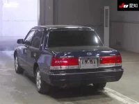 Toyota CROWN лот № 30155 оценка 4  с аукциона в Японии 1