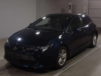 Toyota COROLLA SPORT  с аукциона в Японии