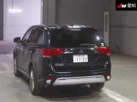 Mitsubishi OUTLANDER PHEV лот № 4033 оценка 3.5  с аукциона в Японии 1