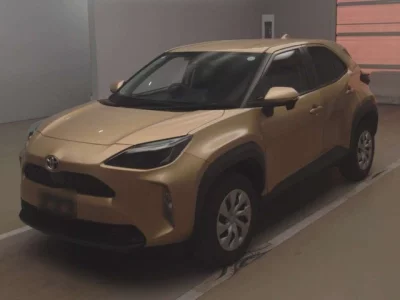 Toyota YARIS CROSS  с аукциона в Японии