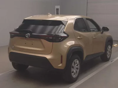 Toyota YARIS CROSS  с аукциона в Японии