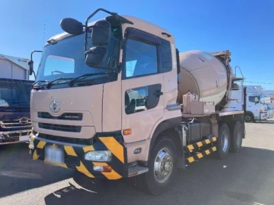 Nissan QUON  с аукциона в Японии