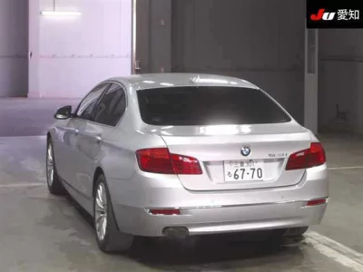 BMW 5-Series  с аукциона в Японии
