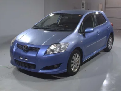 Toyota AURIS  с аукциона в Японии