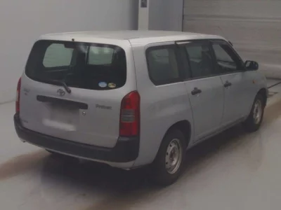 Toyota PROBOX  с аукциона в Японии