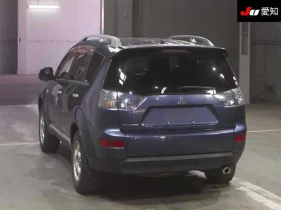 Mitsubishi OUTLANDER  с аукциона в Японии