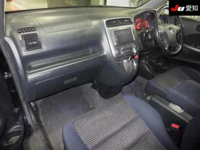 Honda STREAM  с аукциона в Японии