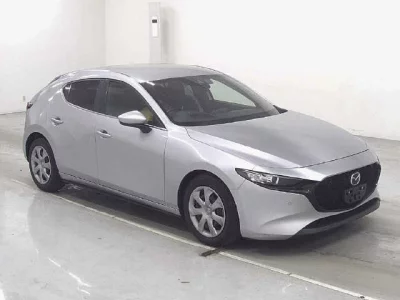 Mazda MAZDA3  с аукциона в Японии