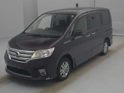 Nissan SERENA  с аукциона в Японии
