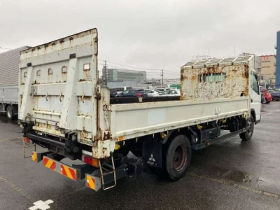 Mitsubishi CANTER  с аукциона в Японии