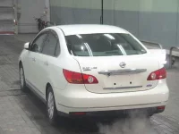 Nissan SYLPHY лот № 2077 оценка 4  с аукциона в Японии 1