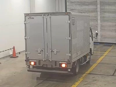 Mazda TITAN  с аукциона в Японии