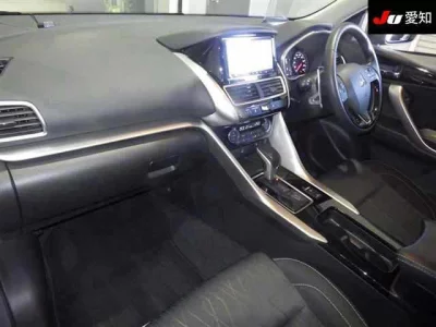 Mitsubishi ECLIPSE CROSS  с аукциона в Японии