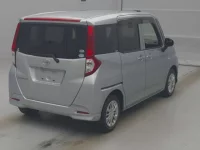 Toyota ROOMY лот № 77051 оценка R  с аукциона в Японии 1