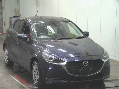 Mazda MAZDA2  с аукциона в Японии