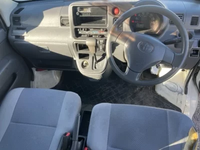 Toyota PIXIS VAN  с аукциона в Японии