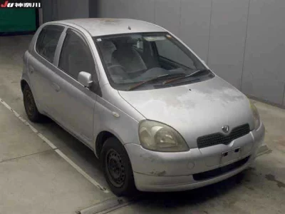 Toyota VITZ  с аукциона в Японии