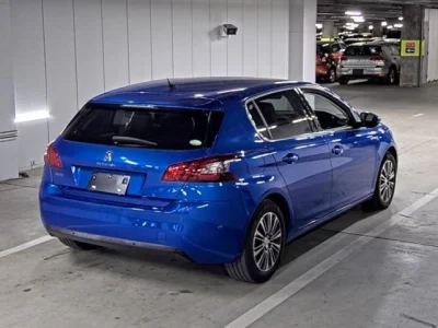 Peugeot 308  с аукциона в Японии