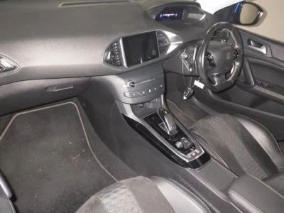 Peugeot 308  с аукциона в Японии