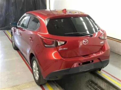 Mazda DEMIO  с аукциона в Японии