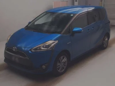 Toyota SIENTA  с аукциона в Японии