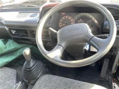 Isuzu ELF  с аукциона в Японии