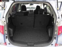 Toyota RACTIS лот № 6084 оценка R  с аукциона в Японии 7