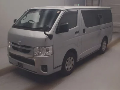 Toyota HIACE VAN  с аукциона в Японии