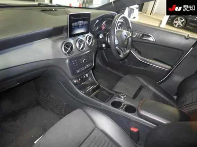 Mercedes-Benz CLA CLASS