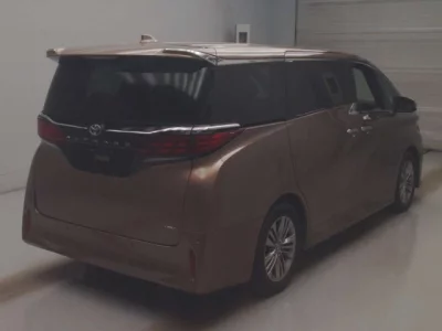Toyota ALPHARD  с аукциона в Японии