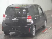 Toyota SPADE лот № 2119 оценка RA  с аукциона в Японии 3