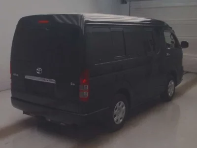Toyota HIACE  с аукциона в Японии