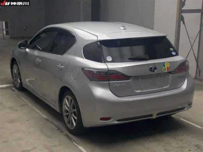 Lexus CT  с аукциона в Японии